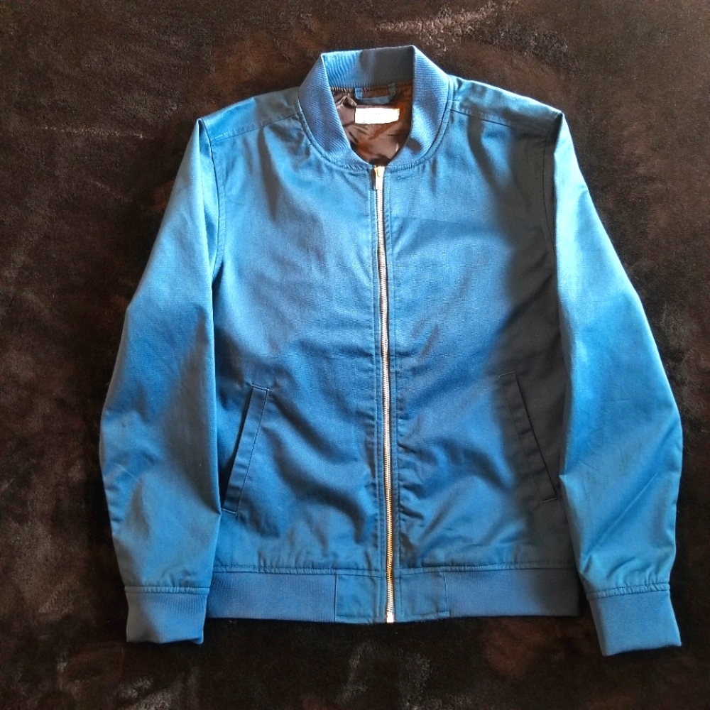 Line of trade size mens small. The standard issue bomber jacket.